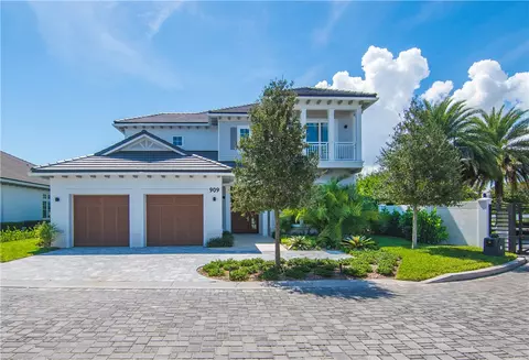 909 Surfsedge Way, Vero Beach, FL 32963