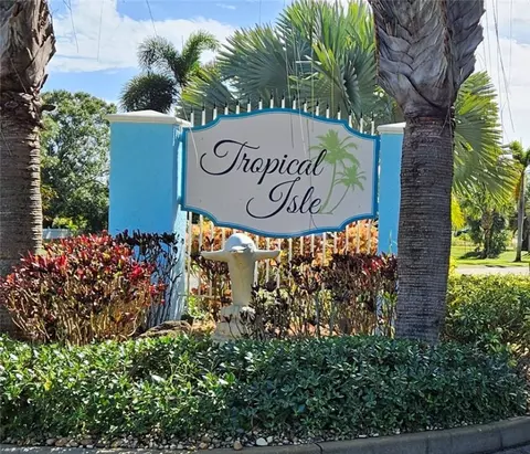 6370 Tropical Way, Vero Beach, FL 32967
