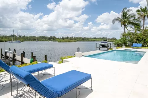3937 Indian River Dr E, Vero Beach, FL 32963