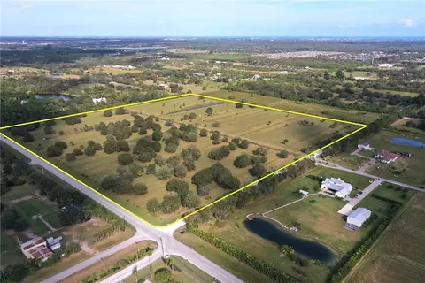 495 66th Ave SW, Vero Beach, FL 32968