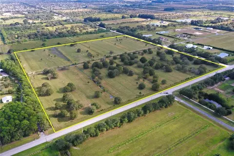 495 66th Ave SW, Vero Beach, FL 32968