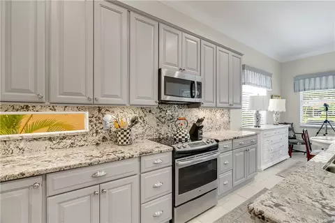 Kitchen - 9575 E Maiden Ct, Vero Beach, FL 32963 photo 4 of 5