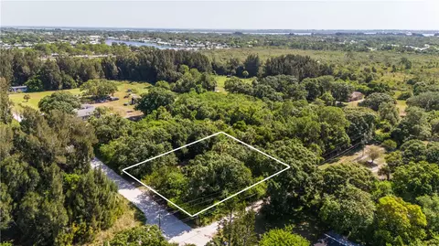 8700 63rd Ave, Vero Beach, FL 32967 photo 1