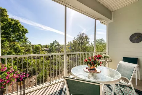 2320 Water Oak Ct SW #123, Vero Beach, FL 32962