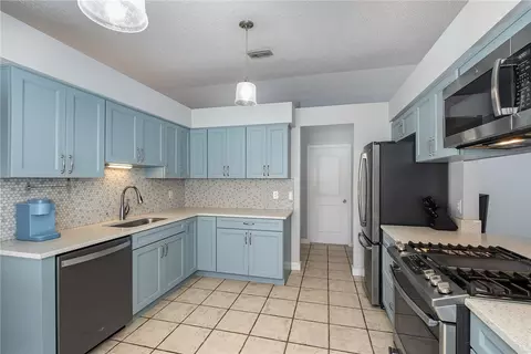 Kitchen - 2780 Nobility Ave, Melbourne, FL 32934 photo 3 of 4