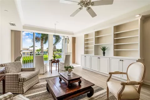 1510 Oak Harbor Blvd #202, Vero Beach, FL 32967