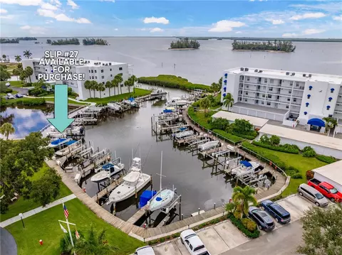 000 River Run Dr, Sebastian, FL 32958