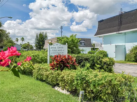 1901 Indian River Blvd #D104, Vero Beach, FL 32960