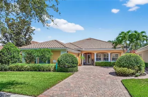 5461 Barbados Sq, Vero Beach, FL 32967