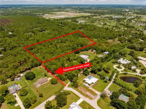 5300 67th St, Vero Beach, FL 32967