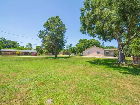 4636 30th Ave, Vero Beach, FL 32967