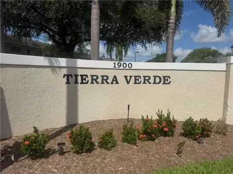 1900 Kanner Hwy #205, Stuart, FL 34994