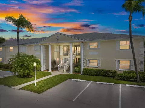 850 Lake Orchid Cir #109, Vero Beach, FL 32962