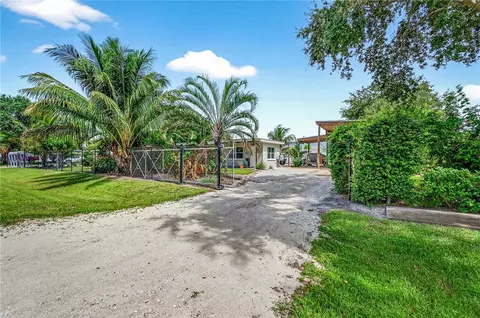 40 5th Ave, Vero Beach, FL 32962