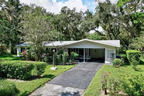 2811 10th Ave, Vero Beach, FL 32960