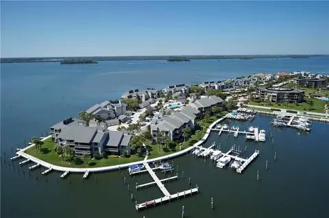 1880 Bay Rd #220-I, Vero Beach, FL 32963