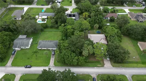 8000 Citrus Park Blvd, Fort Pierce, FL 34951