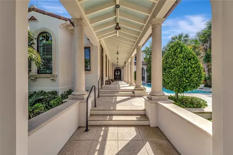 3632 Ocean Dr, Vero Beach, FL 32963
