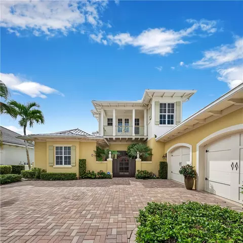 281 Palm Island Ln, Vero Beach, FL 32963