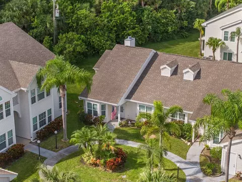 1915 Westminster Cir #17-7, Vero Beach, FL 32966