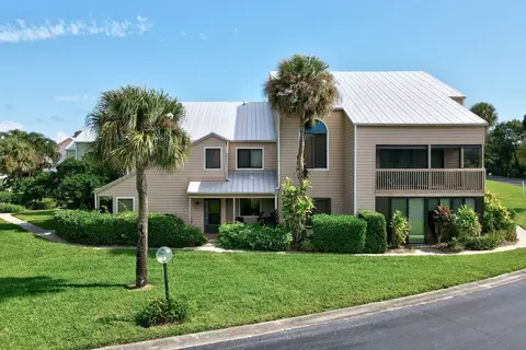 9632 Riverside Dr #3, Sebastian, FL 32958
