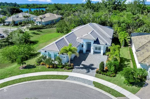 245 Strand Ter, Vero Beach, FL 32963