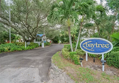 8444 Oceanside Dr #D12, Indian River Shores, FL 32963