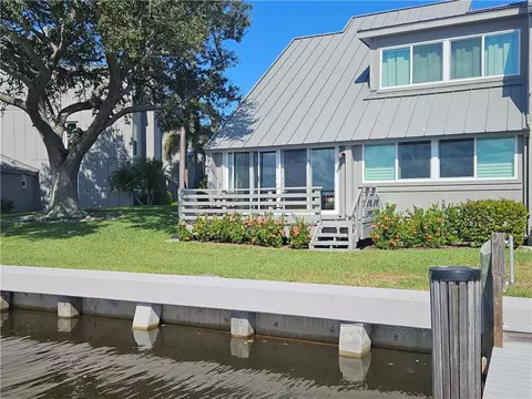 201 Spyglass Ln #201, Vero Beach, FL 32963