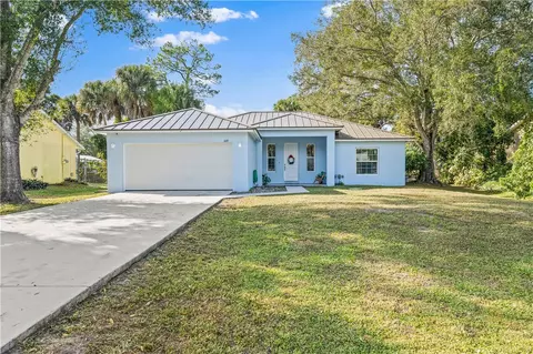 1035 34th Ave SW, Vero Beach, FL 32968