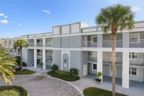 2743 Ocean Dr #47E, Vero Beach, FL 32963