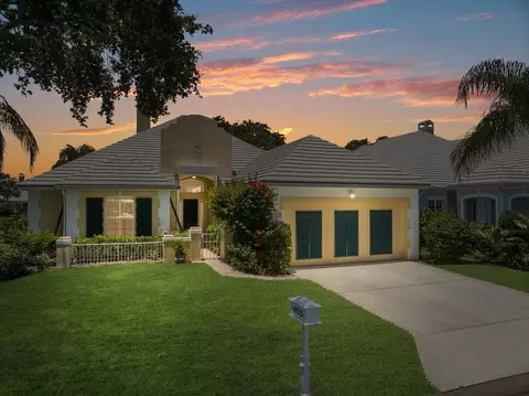 4775 Saint James Ave, Vero Beach, FL 32967