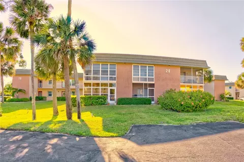 20 Vista Gardens Trl #204, Vero Beach, FL 32962