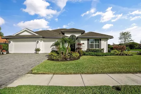 8280 Halbert Ln, Vero Beach, FL 32968
