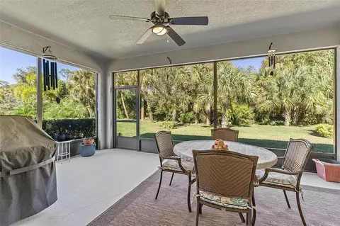 6050 Wild Olive Way, Vero Beach, FL 32966