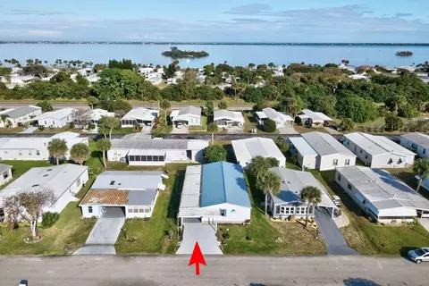 7605 Cedar Bark Rd, Sebastian, FL 32976
