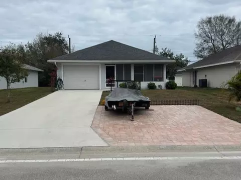 2130 88th Ave, Vero Beach, FL 32966