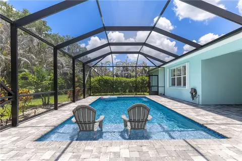6213 Arcadia Sq, Vero Beach, FL 32966