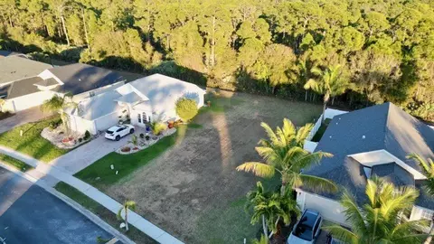 1570 16th Ct SW, Vero Beach, FL 32962