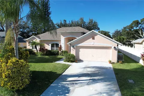 201 Joy Haven Dr, Sebastian, FL 32958