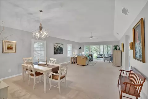 103 W Park Shores Cir #10W, Vero Beach, FL 32963
