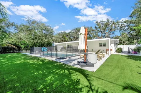 406 Indian Lilac Rd, Vero Beach, FL 32963