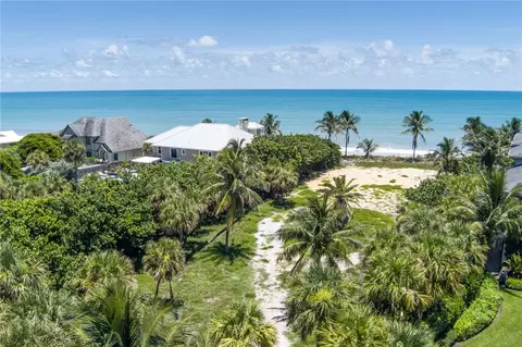 956 Surf Ln, Vero Beach, FL 32963