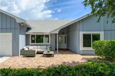 1330 White Heron Ln, Vero Beach, FL 32963
