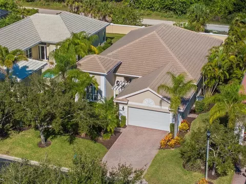 1029 Riverwind Cir, Vero Beach, FL 32967