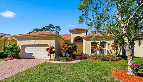 5427 Place Lake Dr, Fort Pierce, FL 34951