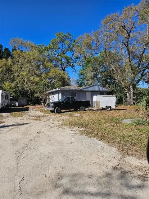 20 N Elm St, Fellsmere, FL 32948