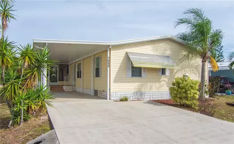 7555 Boxelder Rd, Sebastian, FL 32976
