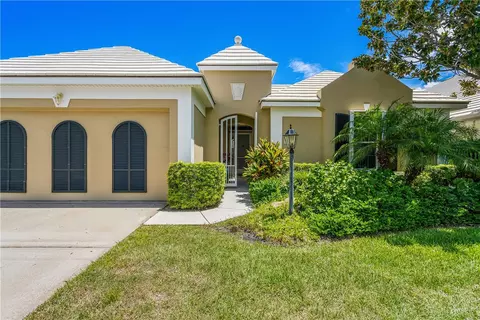 835 Saint Annes Ln, Vero Beach, FL 32967