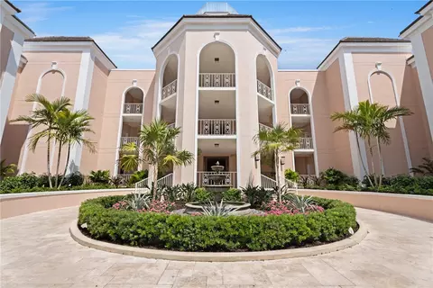 750 Beach Rd #206, Vero Beach, FL 32963