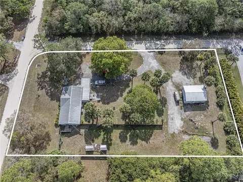 8205 93rd Ave, Vero Beach, FL 32967
